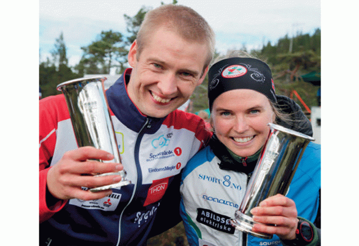 KONGEPOKAL: Andrine Benjaminsen tok sin første - Olav Lundanes sikret sin tredje. FOTO: JENS O. KLØVRUD