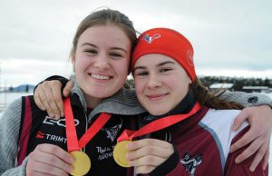 GULLJENTER: Søstrene Inga og Eira Skaarer Wiklund tok gull i henholdsvis D16 og D14. For Ingas del var dette hennes tredje strake HL-gull i ski-o.
