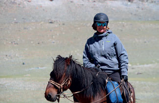MONGOLIA: På ridetur i Altai Tayan Bogd nasjonalpark i Bayan-Ulgii aimag vest i Mongolia. FOTO: PRIVAT