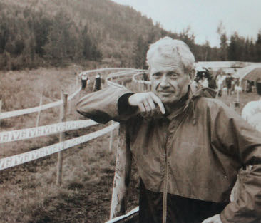 EN BAUTA: I 22 år satt Kåre Holt Hansen i Norges Orienteringsforbunds styre. Seks av dem som president. Foto: Hans Werp